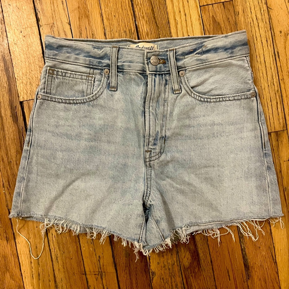 Madewell “The Perfect Jean Short” Size 24